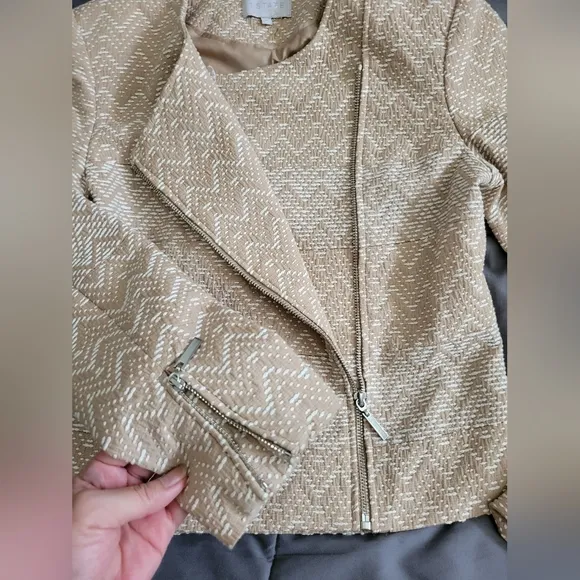 1.State | Women's Tan/White Chevron Moto Style Blazer Jacket (SIZE S)
