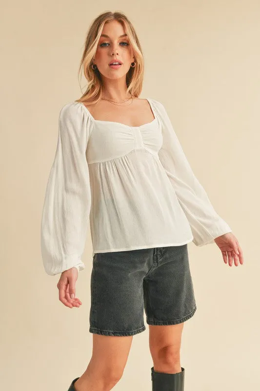 Aemi   Co Ruched Sweetheart Neck Balloon Sleeve Blouse