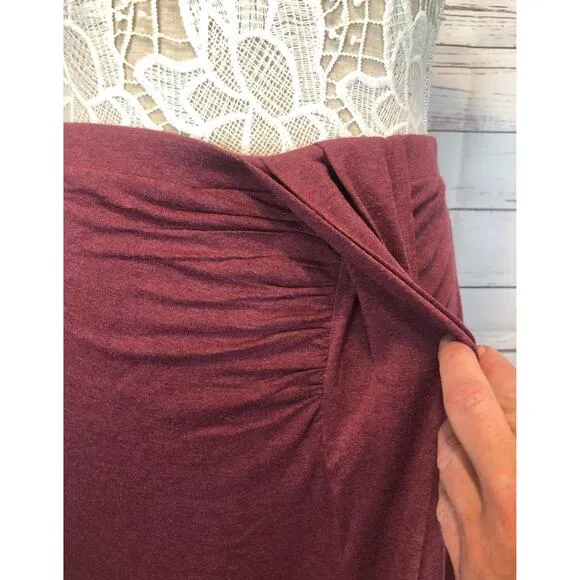 Anthropologie HD in Paris skirt in plum size XL