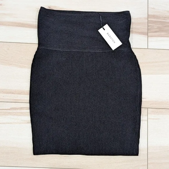 Aritzia Babaton Sculpt knit mini skirt