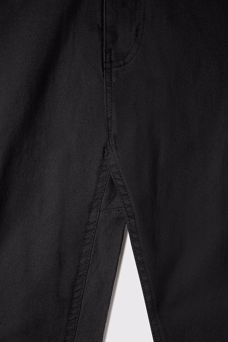 Athletic Fit Chino Pant