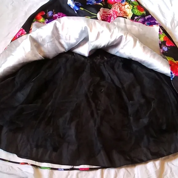 B Darlin Women's Floral High Waist Maxi Skirt Size 4