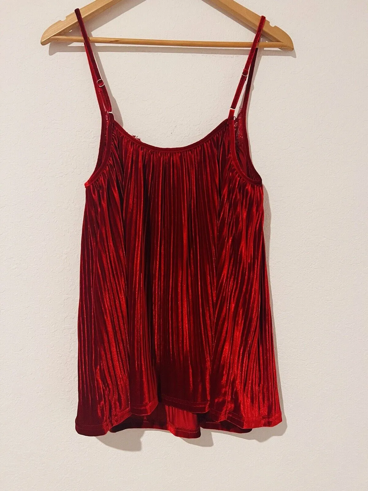 BIBI Pleated Velvet Velour Swing Top Sz S Burgundy Crochet Tank Whimsigoth