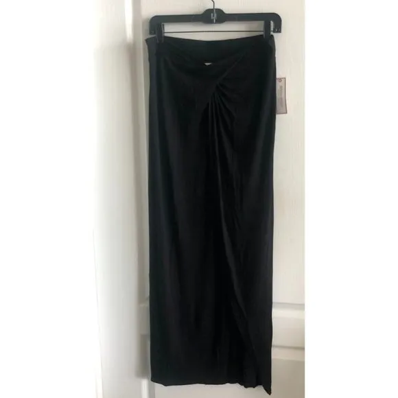 Bisou Bisou Solid Black Maxi Skirt Pull On Knotted Front Stretchy Slit Sz. M