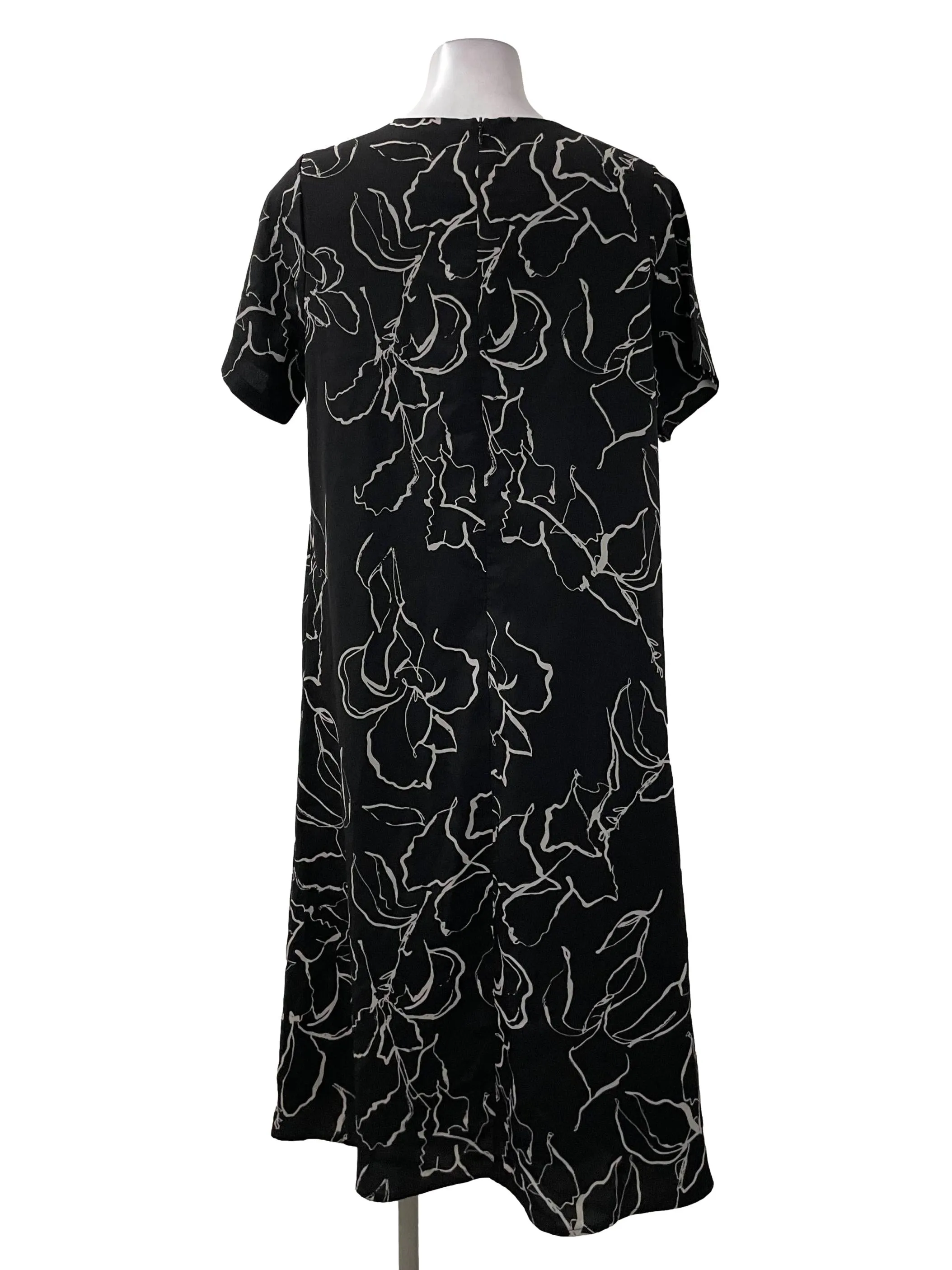 Black Floral Round Neck Dress