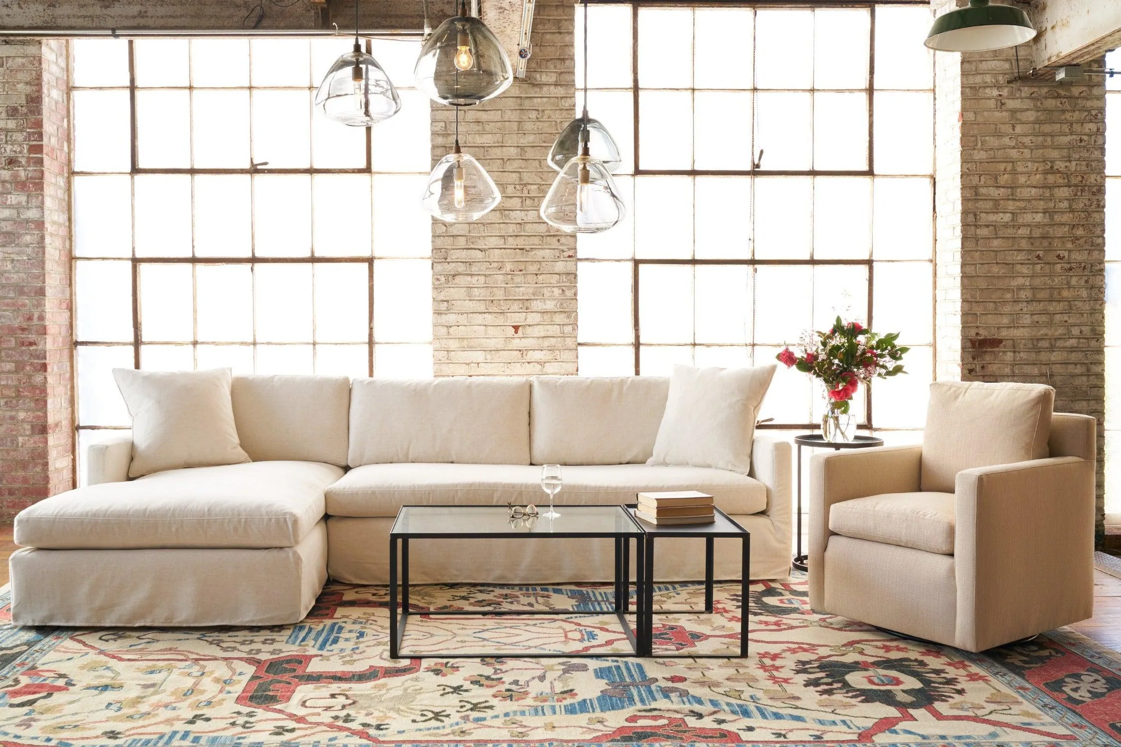 Cisco Home Louis 2pc Sectional