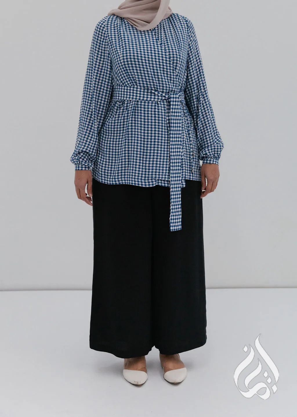 Classic Loose Fit Pants - Black