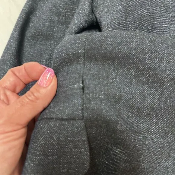 Classiques Entier Women's Navy Blue Skirt Suit Size 12 2-Piece