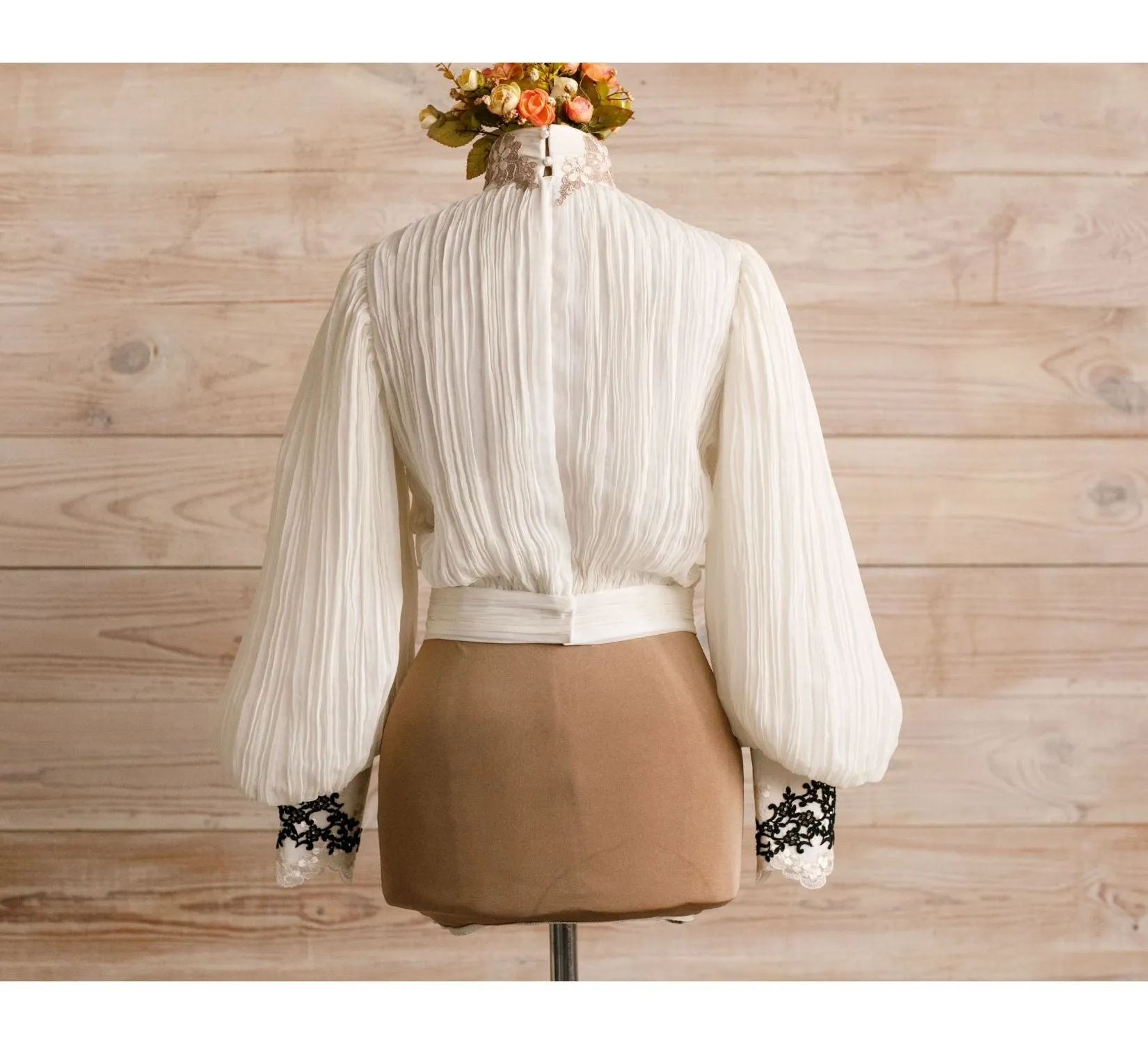 Edwardian beige hand-pleated cotton Edith Cushing Crimson Peak shirt