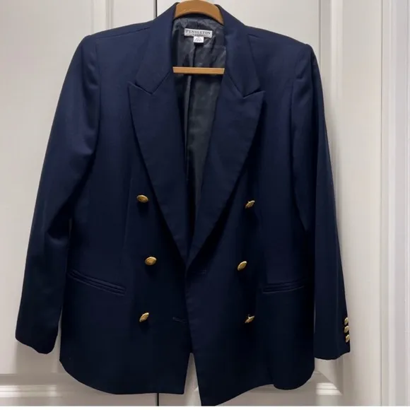 Elegant Pendleton Navy Blue Double Breasted Suit Jacket Dinner Jacket or Blazer