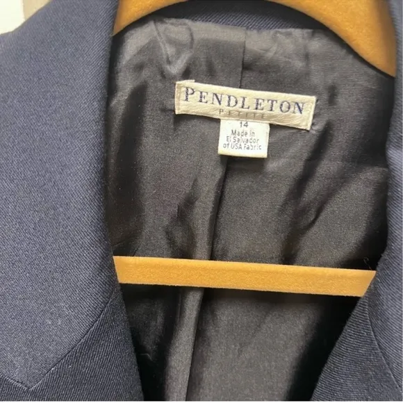 Elegant Pendleton Navy Blue Double Breasted Suit Jacket Dinner Jacket or Blazer