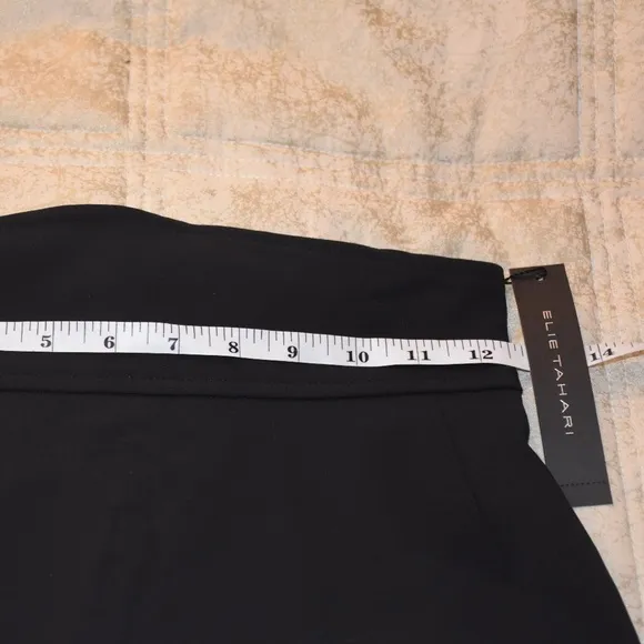 Elie Tahari &quot;Pacey&quot; Pencil/Straight Skirt - NWT - Size 2