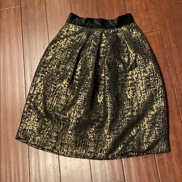 Julien Paris High Waisted Gold and Black Metallic Midi Skirt Velvet Band Size 2