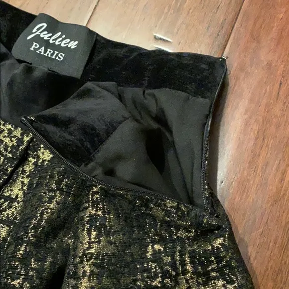 Julien Paris High Waisted Gold and Black Metallic Midi Skirt Velvet Band Size 2