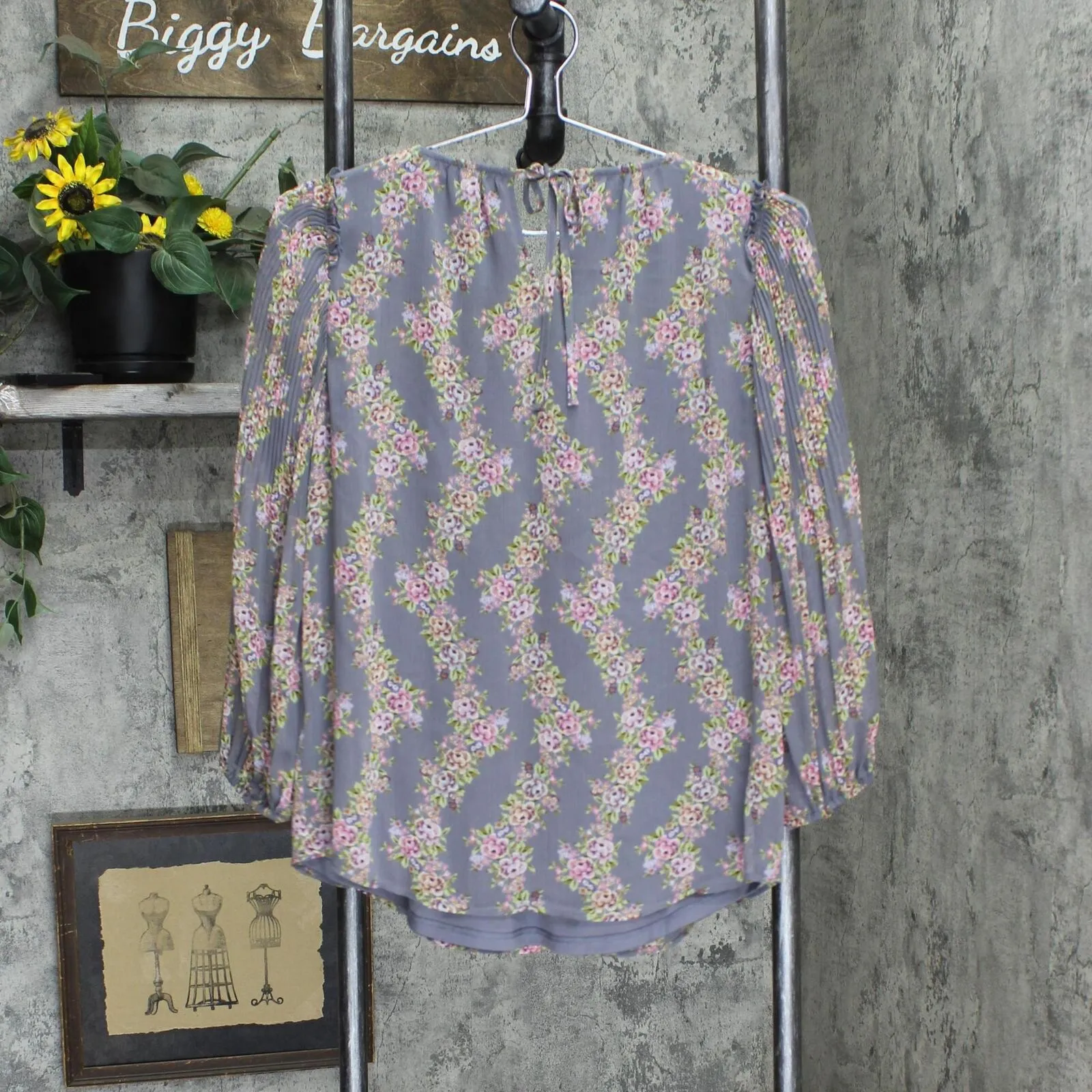 LC Lauren Conrad Womens Lined Pleated Long Sleeve Blouse Shirt Top Gray Floral S