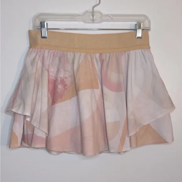 Lululemon Court Rival High-Rise Skirt size 8 Garrogeo Multi