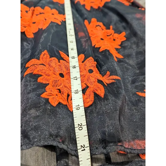 Maeve Pome Blossom Skirt Anthropologie SIZE 10 Navy Coral Embroidered Tulle