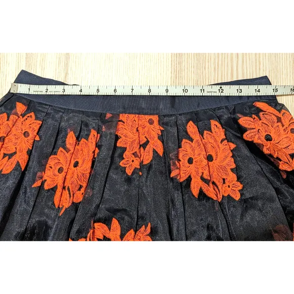 Maeve Pome Blossom Skirt Anthropologie SIZE 10 Navy Coral Embroidered Tulle