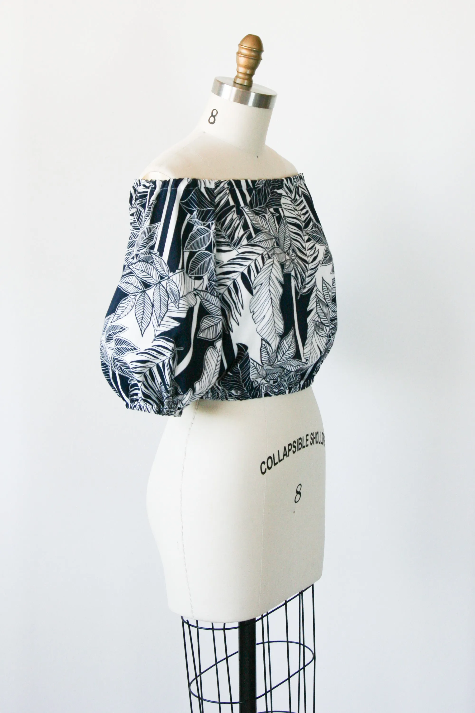 Malina Top RTW in Navy/White Leaf Print