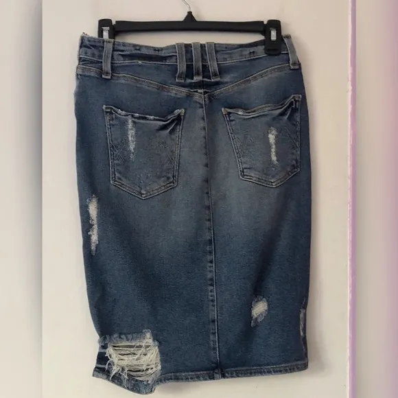 mcguire ⋆ distressed denim skirt