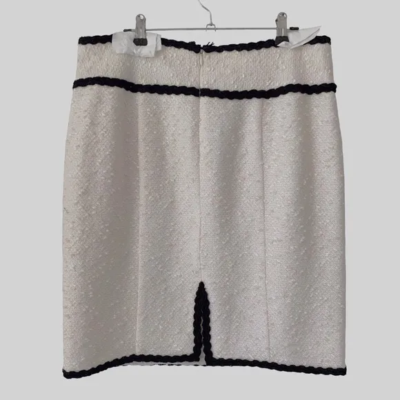 NANETTE LEPORE CLASSIC KNIT TWEED IVORY SKIRT