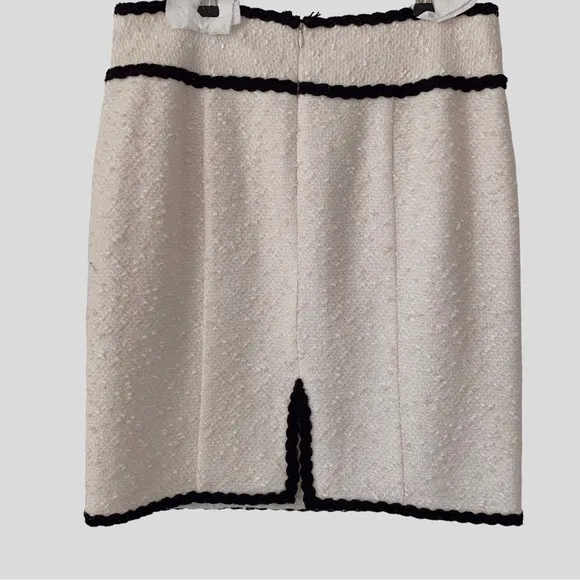 NANETTE LEPORE CLASSIC KNIT TWEED IVORY SKIRT