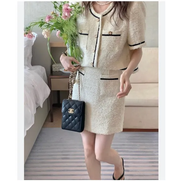 NANETTE LEPORE CLASSIC KNIT TWEED IVORY SKIRT