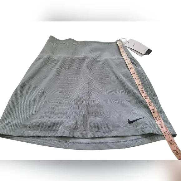 Nike One Gray Women's Dri-FIT Golf High-Waisted Skort  Standard fit SZ S