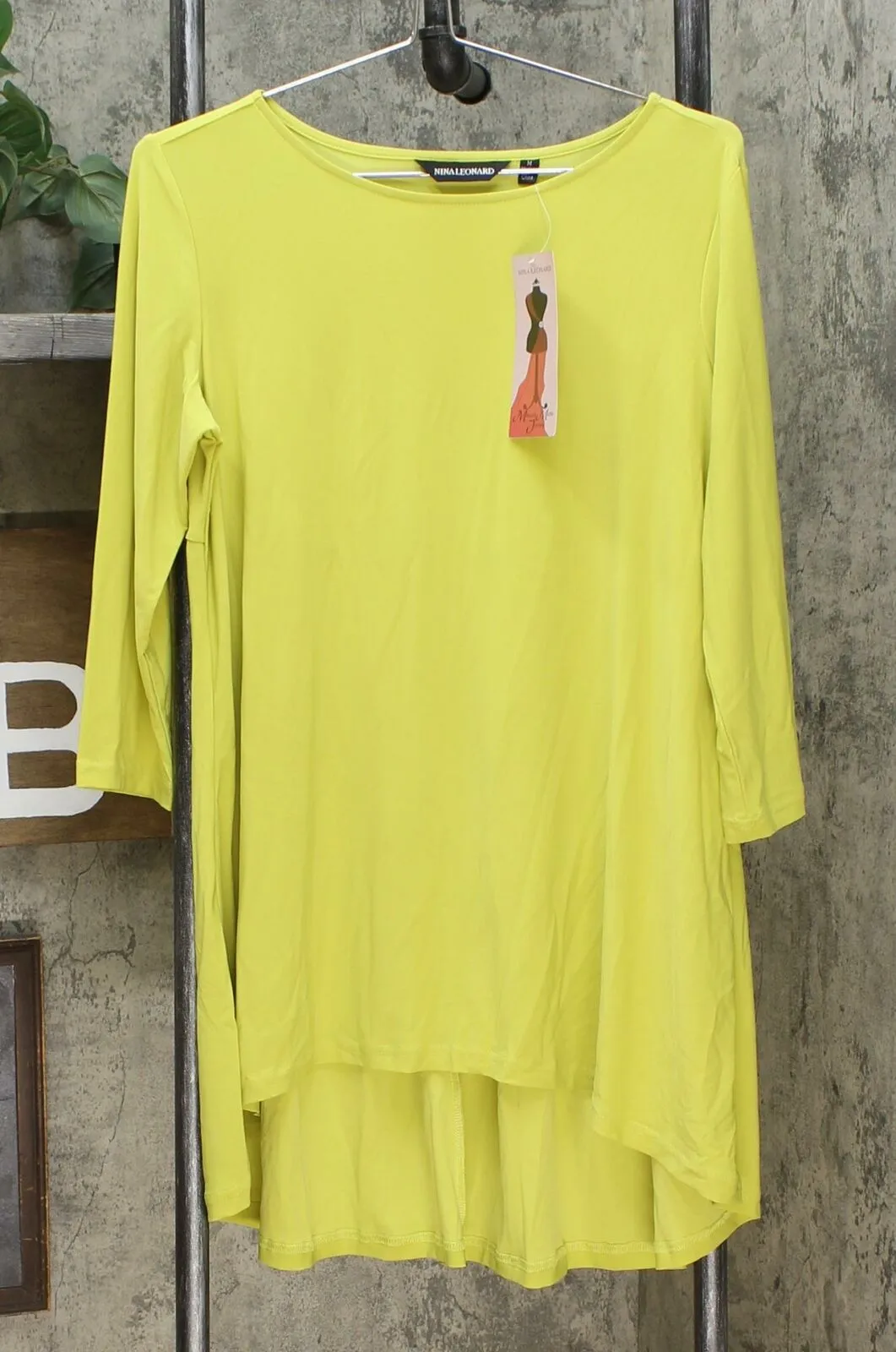 Nina Leonard Women's Pleated Back Tunic Top