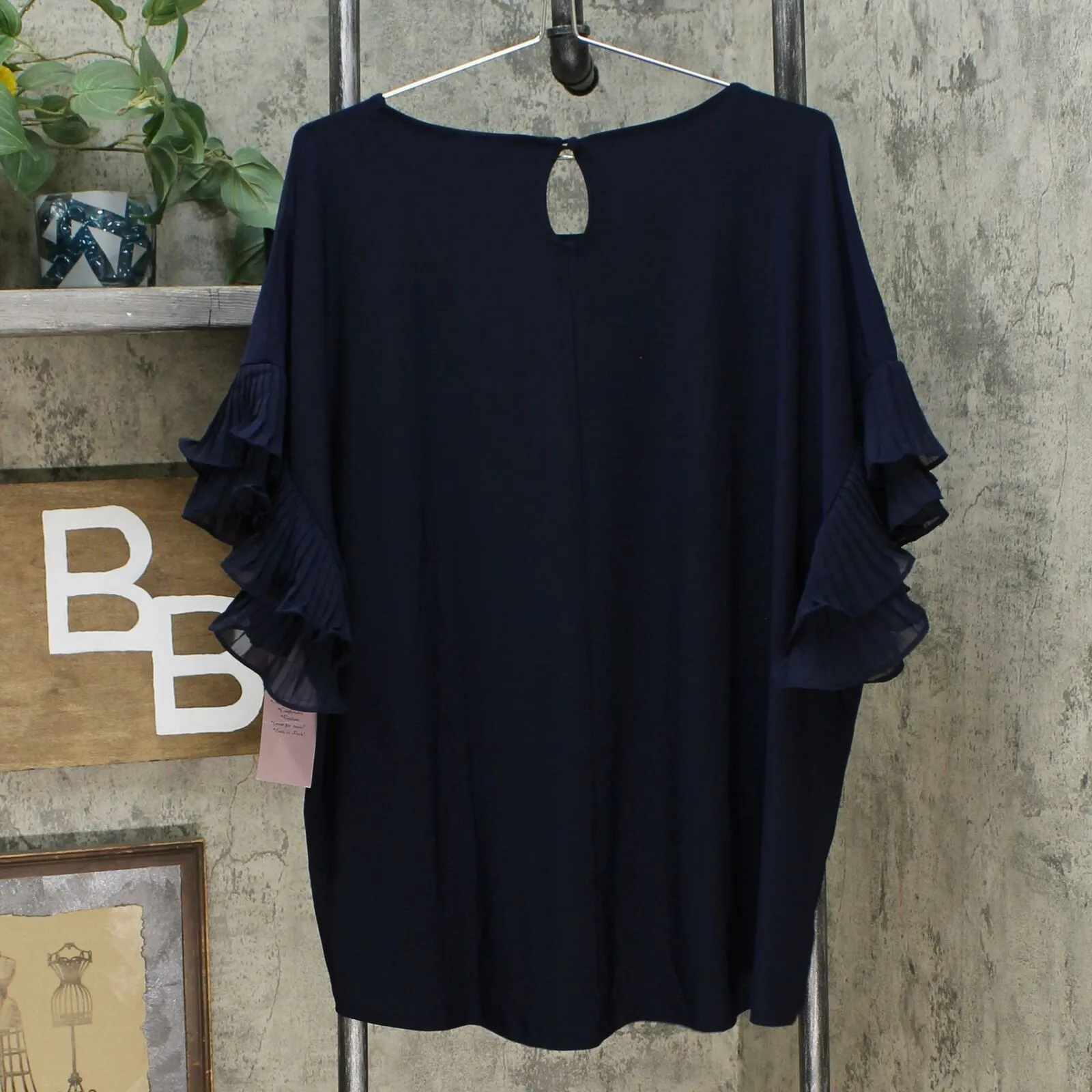 Nina Leonard Women's Plus Size Miracle Matte Jersey Pleated Sleeve Top