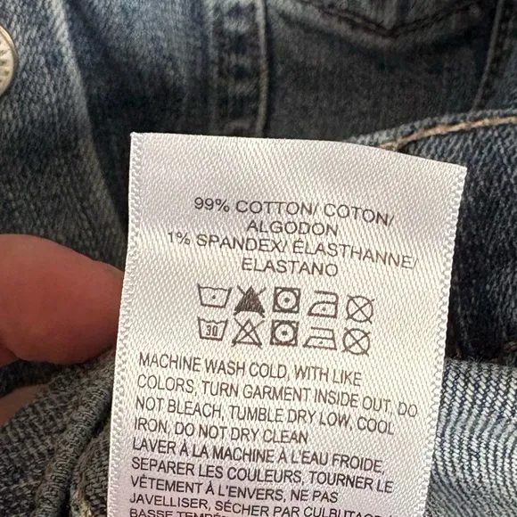 NWOT Lucky Brand Women’s Classic Jean Jacket. Size Large.