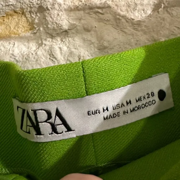 Nwot Zara Mixed Soft Skirt - Green size medium