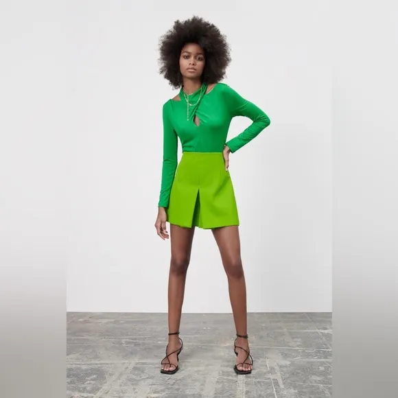 Nwot Zara Mixed Soft Skirt - Green size medium