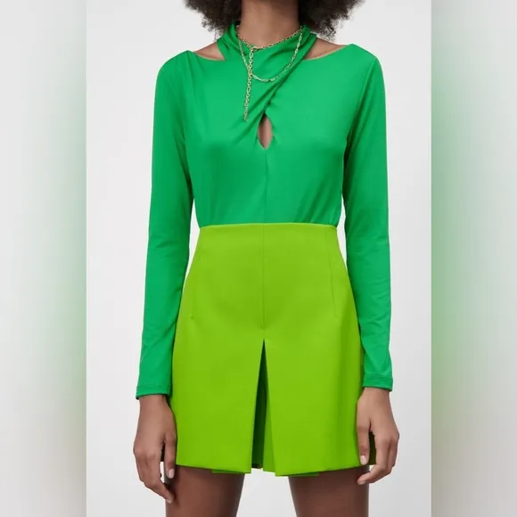 Nwot Zara Mixed Soft Skirt - Green size medium