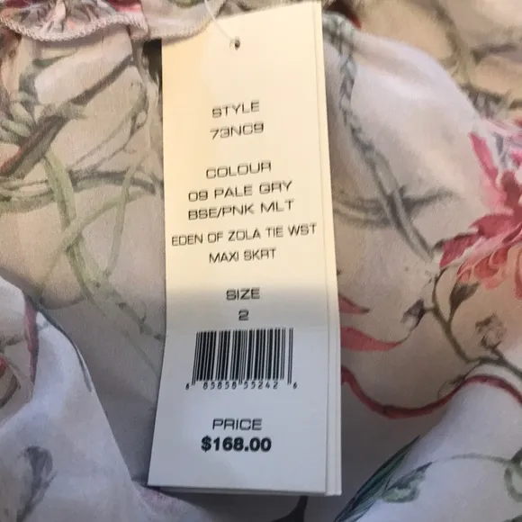 NWT French Connection silk skirt. Size 2