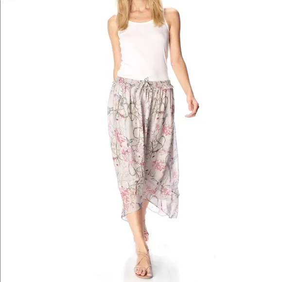 NWT French Connection silk skirt. Size 2