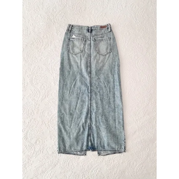 NWT Lulus Blank NYC In My Mind Light Wash Denim High-Rise Maxi Skirt XSmall