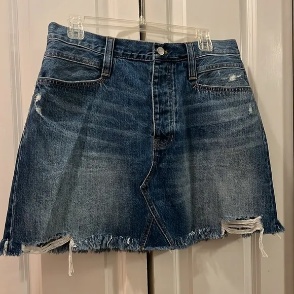 NWT Madewell Rigid Denim Straight Mini Skirt: Destructed Edition - Size 31