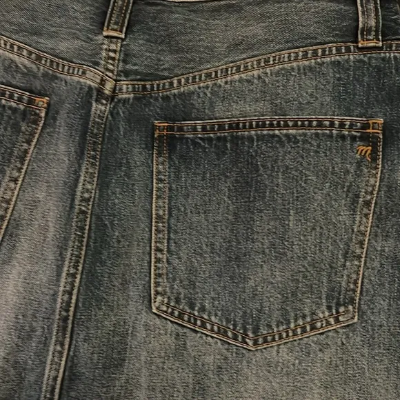 NWT Madewell Rigid Denim Straight Mini Skirt: Destructed Edition - Size 31