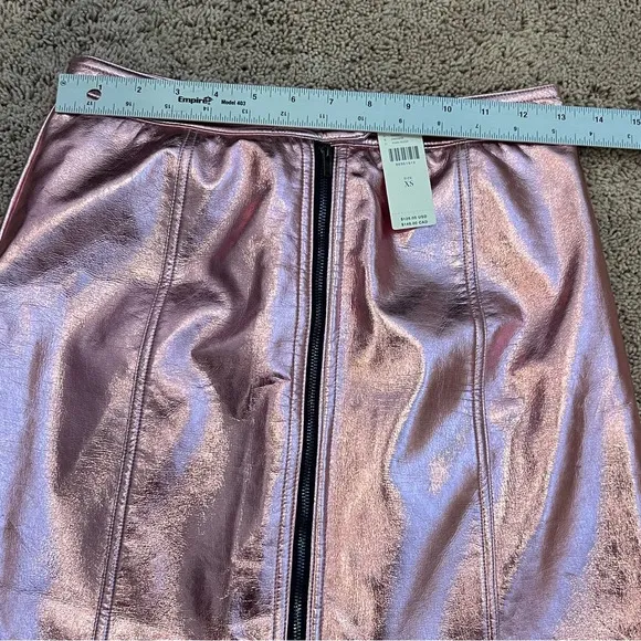 NWT new Anthropologie 4SI3NNA metallic moto mini skirt XS pink zipper front