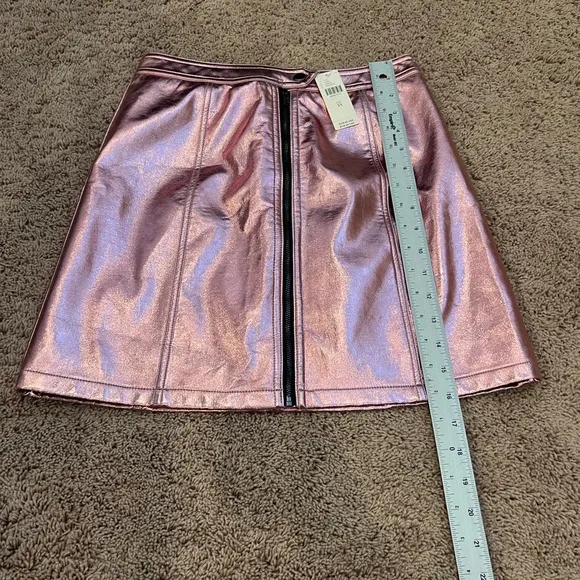 NWT new Anthropologie 4SI3NNA metallic moto mini skirt XS pink zipper front