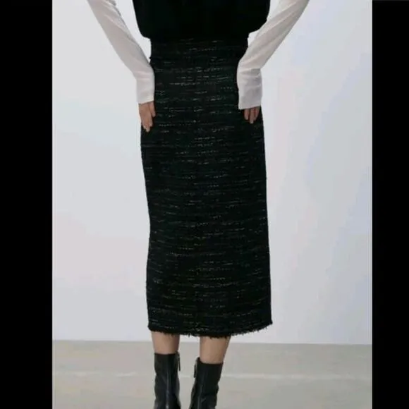 NWT ZARA TEXTURED PENCIL SKIRT WITH GOLD BUTTONS Size XL