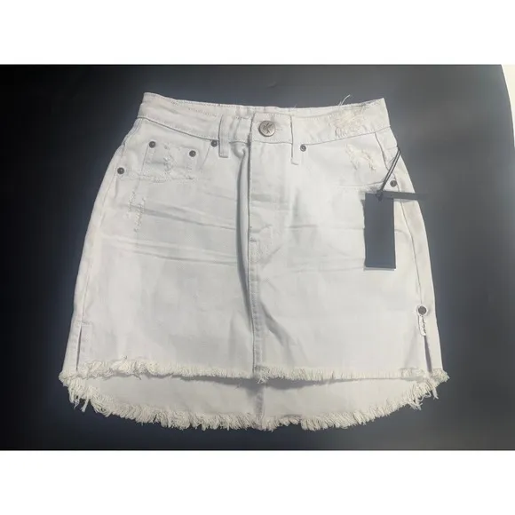 One Teaspoon NWT High Waisted 2020 Mini Denim Skirt in White Beauty 26 MSRP $110
