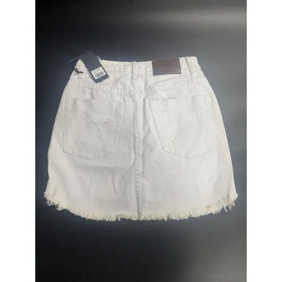 One Teaspoon NWT High Waisted 2020 Mini Denim Skirt in White Beauty 26 MSRP $110