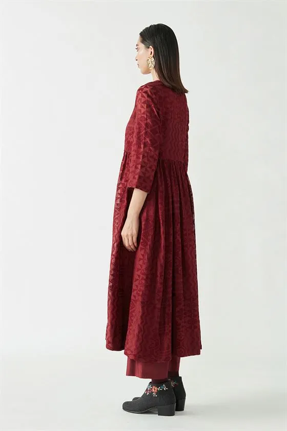 Payal Pratap   -   View with A Room  Eissa Embroidered Kurta Set (2 Pcs)
