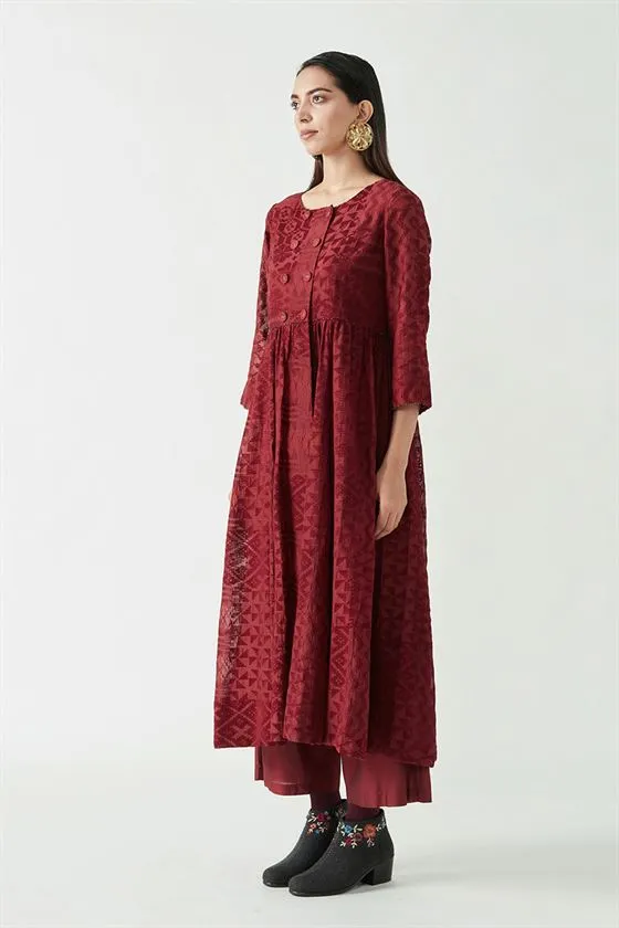 Payal Pratap   -   View with A Room  Eissa Embroidered Kurta Set (2 Pcs)