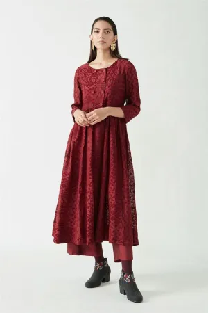Payal Pratap   -   View with A Room  Eissa Embroidered Kurta Set (2 Pcs)