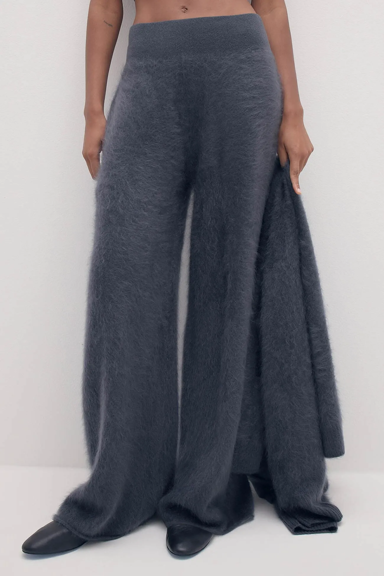 PHILIPA BRUSHED CASHMERE WIDE-LEG PANT