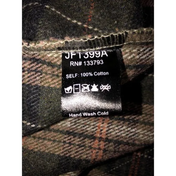 POL Plaid Button Up Jacket Size M Frayed Distressed Hem Green Flannel Pockets