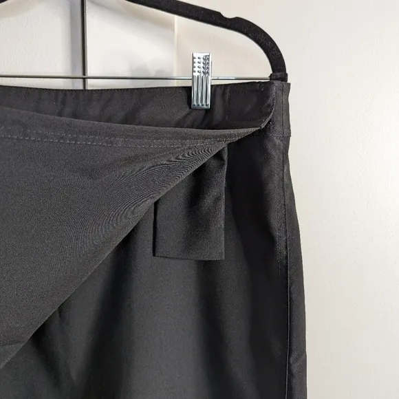 Rip Skirt Hawaii black mini skirt sz L